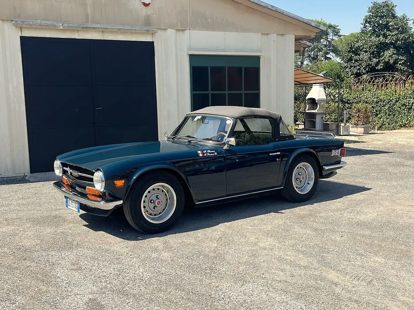 Triumph TR6 Verde - 1