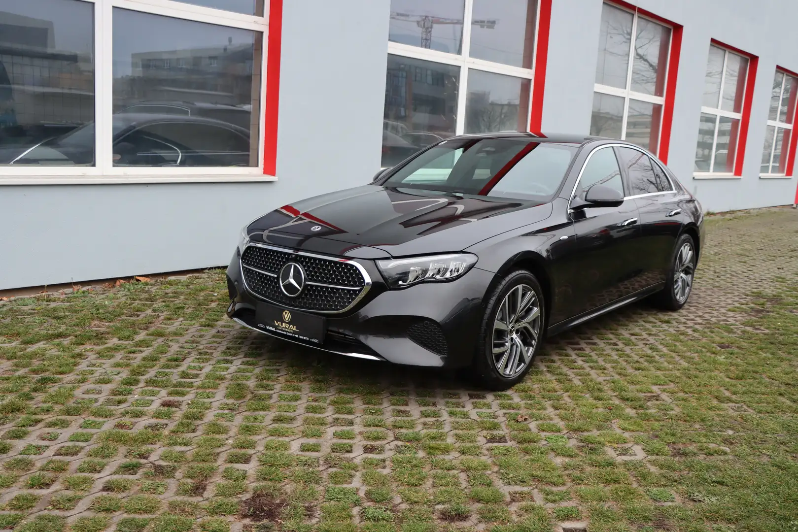 Mercedes-Benz E 300 300 de 4Matic Avantgarde | MB-GARANTIE 04/2029 | Grau - 2