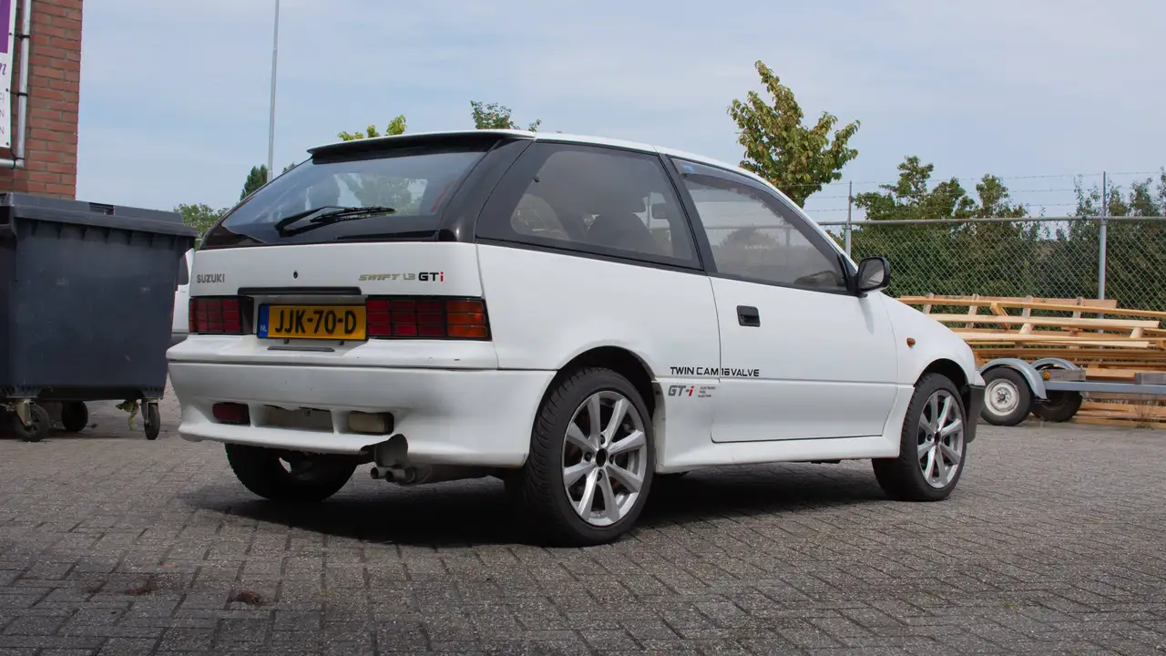 Suzuki Swift 1.3 GTi, foto 8