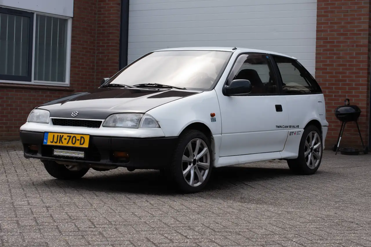 Suzuki Swift 1.3 GTi, foto 6