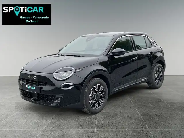 Fiat 600 Pop 1.2 Benzine HYbrid (MHEV) 145 Pk nieuwstaat !