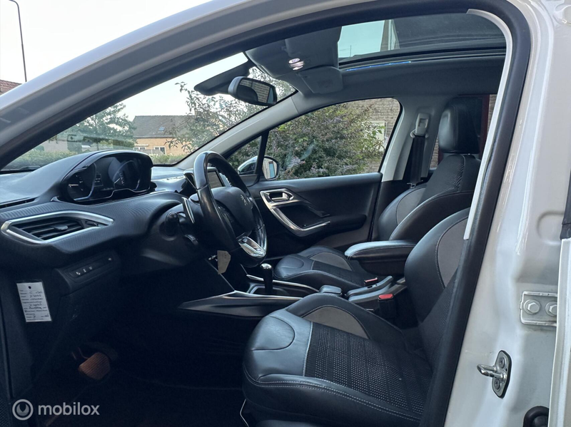 Peugeot 2008 1.2 VTi Blue AUTOMAAT Executive/NAP/NWE APK/OH DO — photo 6