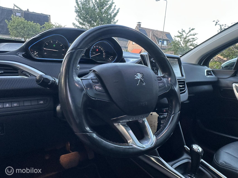 Peugeot 2008 1.2 VTi Blue AUTOMAAT Executive/NAP/NWE APK/OH DO — photo 9