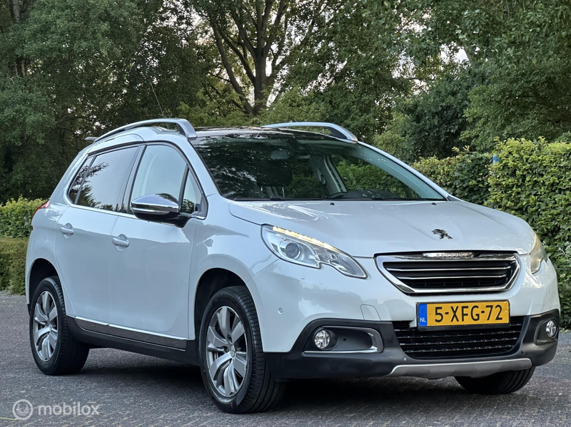 Peugeot 2008 1.2 VTi Blue AUTOMAAT Executive/NAP/NWE APK/OH DO — photo 4