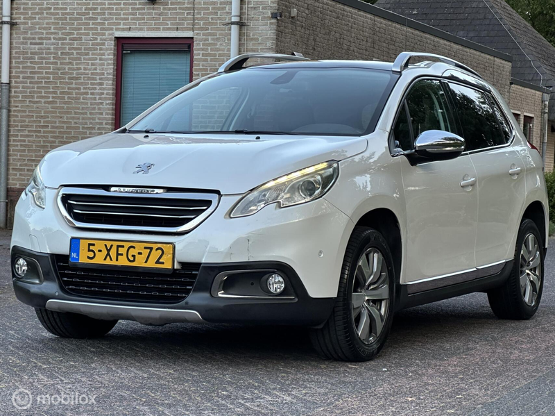 Peugeot 2008 1.2 VTi Blue AUTOMAAT Executive/NAP/NWE APK/OH DO — photo 5