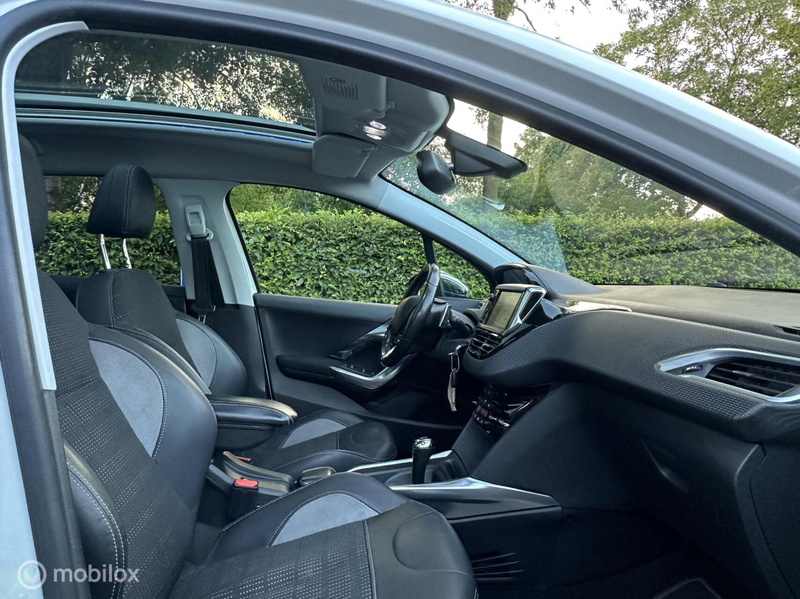 Peugeot 2008 1.2 VTi Blue AUTOMAAT Executive/NAP/NWE APK/OH DO — photo 14