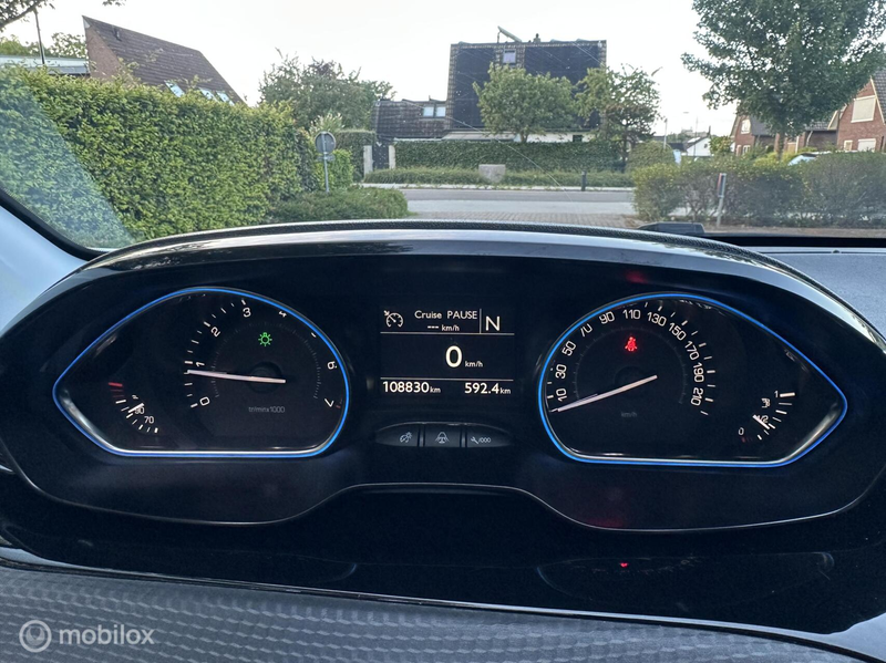 Peugeot 2008 1.2 VTi Blue AUTOMAAT Executive/NAP/NWE APK/OH DO — photo 24