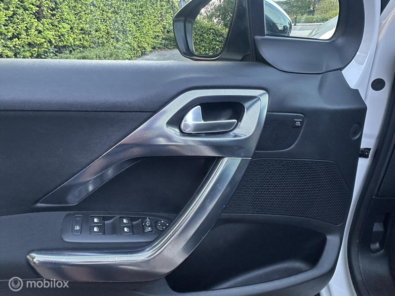 Peugeot 2008 1.2 VTi Blue AUTOMAAT Executive/NAP/NWE APK/OH DO — photo 7