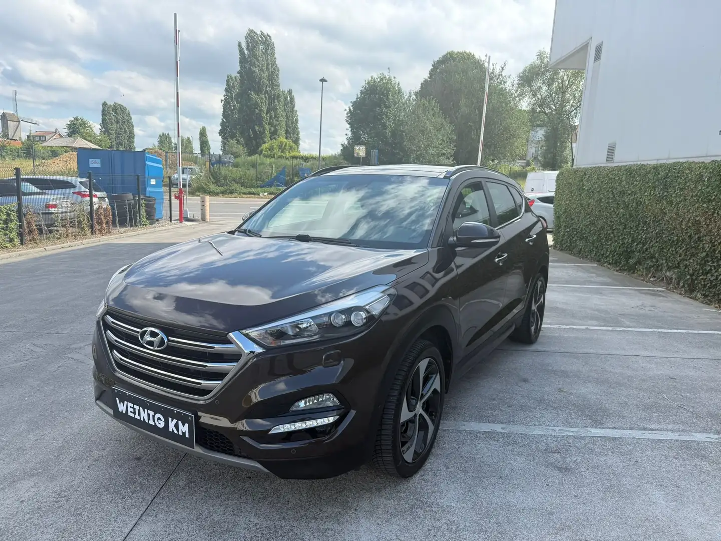 Hyundai TUCSON 1.6 T-GDi 4WD Premium**12MGARANTIE**CARNET COPMLET Brun - 1