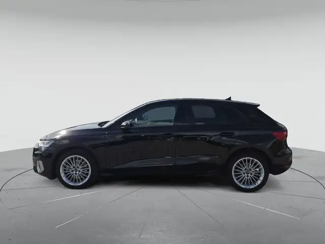 Audi A3 view 3