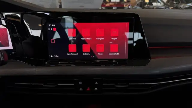 Volkswagen Golf view 12