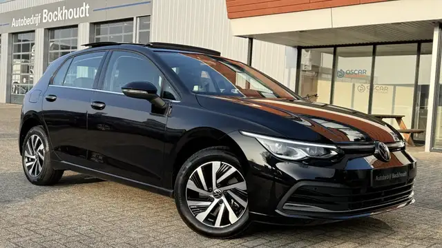 Volkswagen Golf view 5