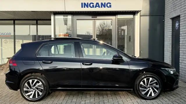Volkswagen Golf view 6