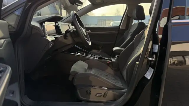 Volkswagen Golf view 7