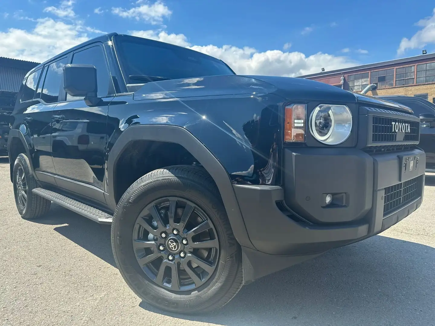 Toyota Land Cruiser 250 2.4L Hybrid INKAS ARMORED BR6 Noir - 1