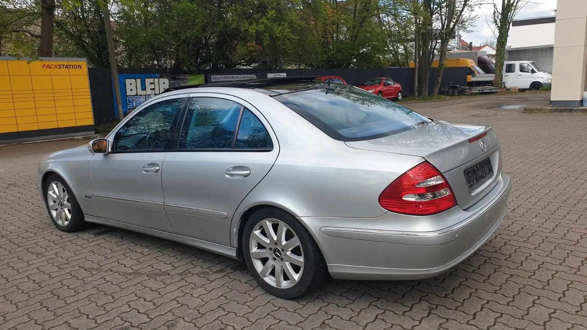 Mercedes-Benz E 50 AMG E -Klasse Lim. E 500 Stříbrná - 1