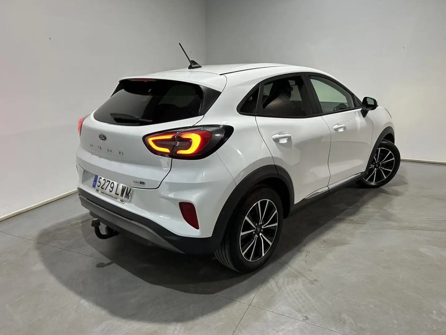 Ford Puma 1.0 EcoBoost MHEV 125cv ST-Line Blanco - 2