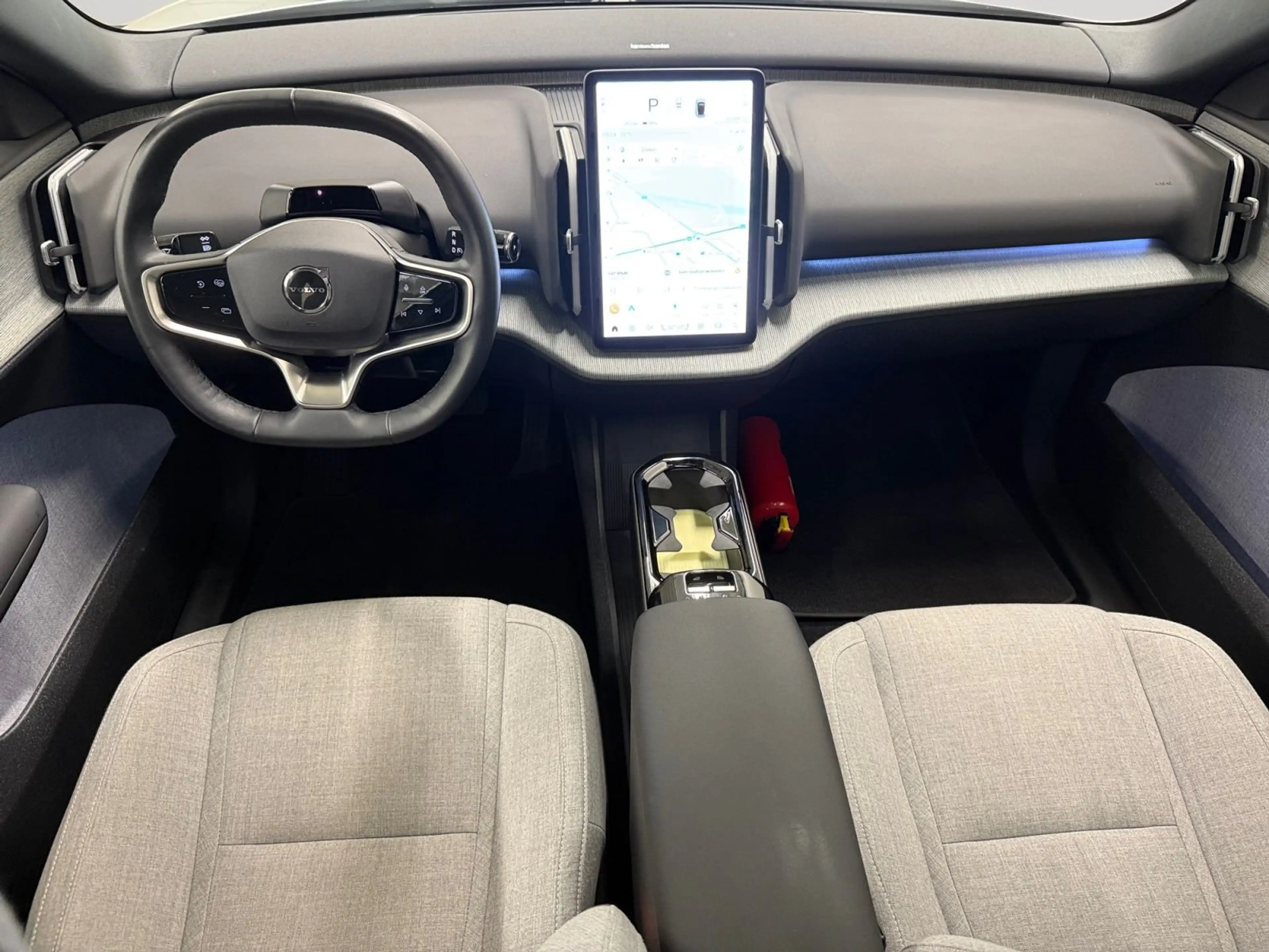 Volvo EX30 Single Motor Extended Range Ultra GPS 360Camera Panodak Dig.Airco Led — photo 7