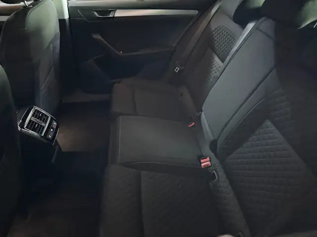 Skoda Superb view 29