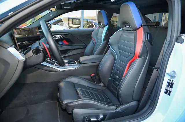 BMW M2 view 12