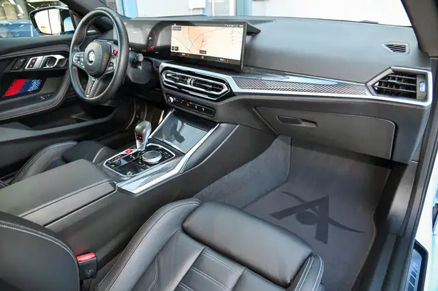 BMW M2 view 11