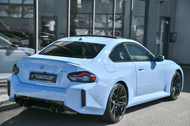 BMW M2 view 4