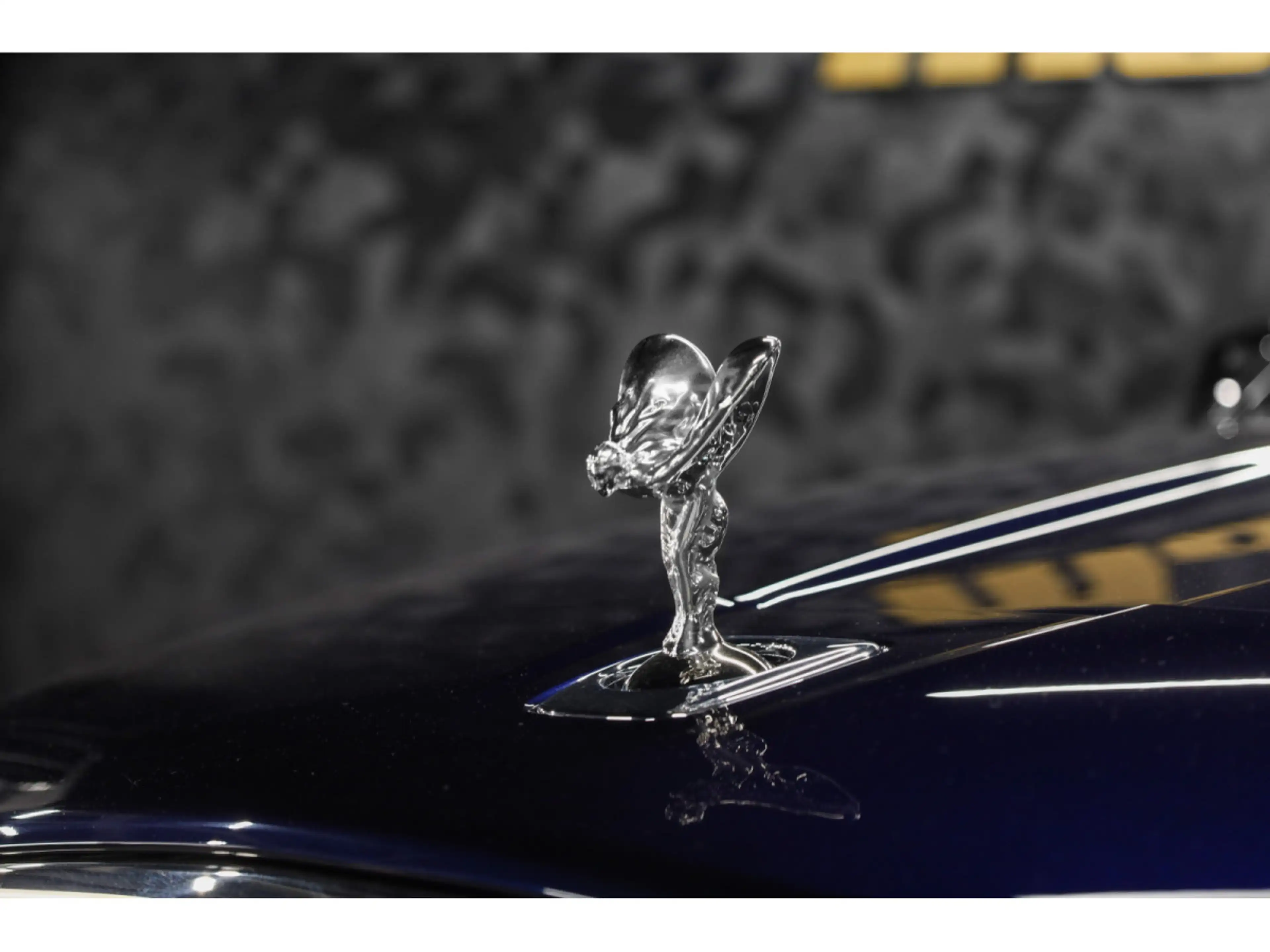Rolls-Royce Cullinan 6.75 V12 - Midnight Sapphire — photo 10