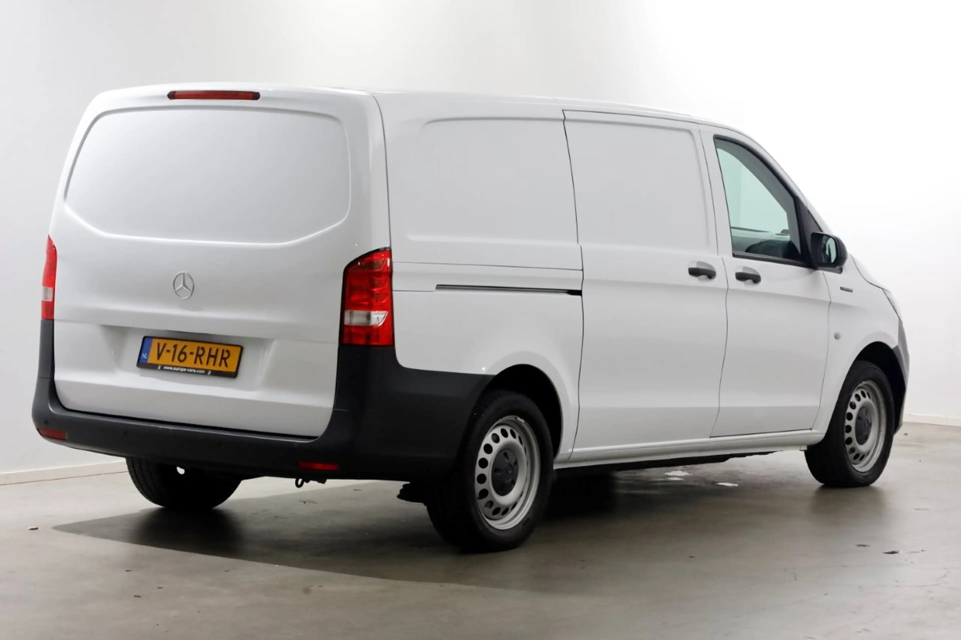 Mercedes-Benz Vito eVito Lang 41 kWh Airco SOH 89,8% 10-2021 — photo 2