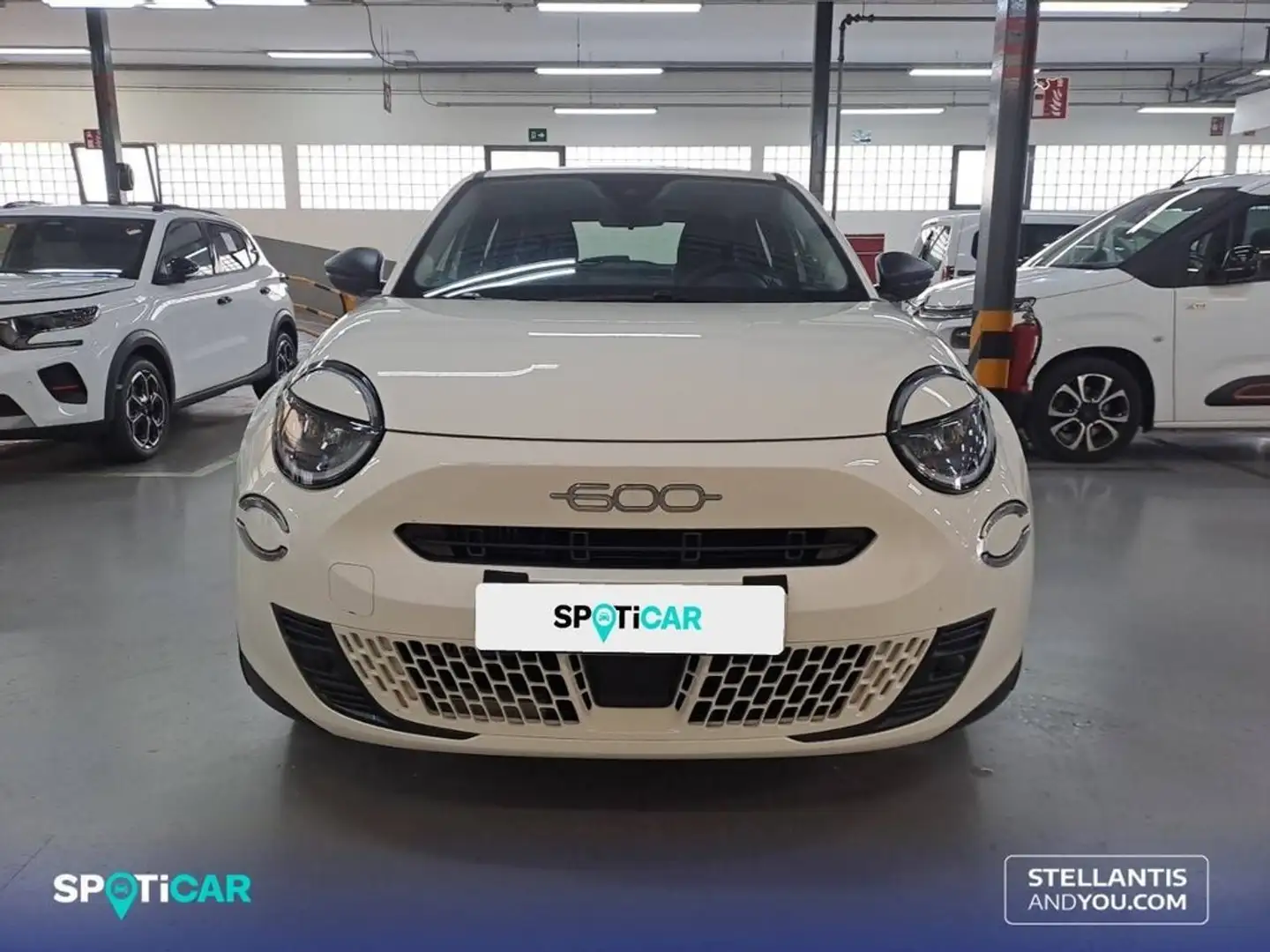 Fiat 600 MHEV  1.2 81kW (110CV) DDCT Pop Blanco - 2