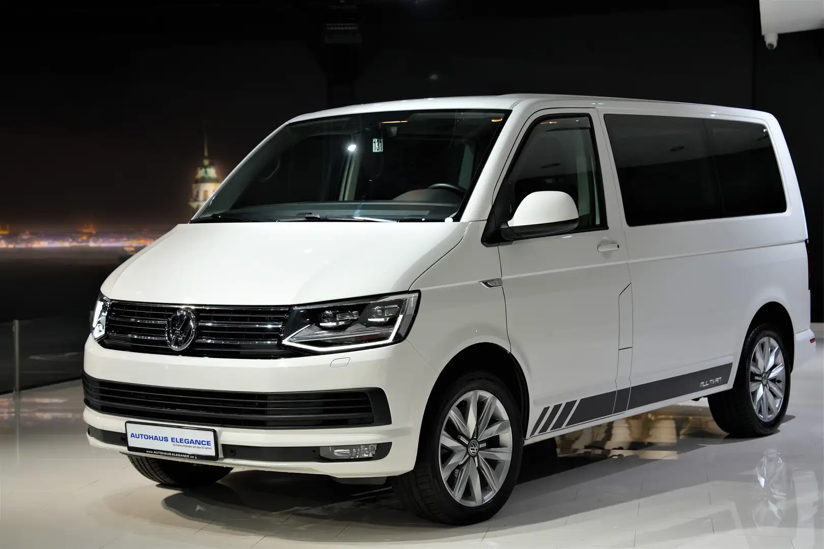 Volkswagen T6 Multivan Comfortline*LED*NAVI*KLIMA*18"LM* Weiß - 2