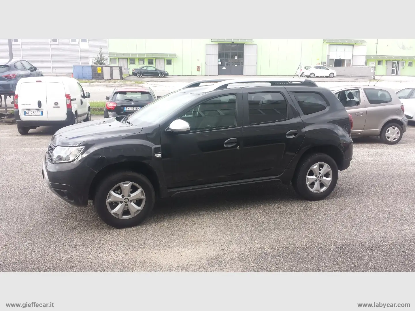Dacia Duster 1.6 SCe 4x2 Prestige LEGGERE BENE Noir - 1