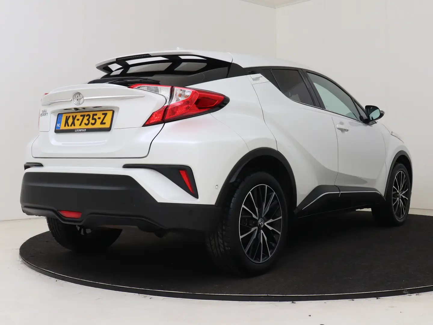 Toyota C-HR 1.2 First Edition | Dealeronderhouden | Achteruitr Wit - 2