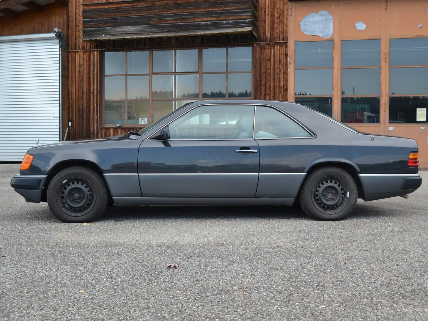 Mercedes-Benz CE 300 1989 | Mercedes-Benz 300 CE Lederausstattung Negru - 1