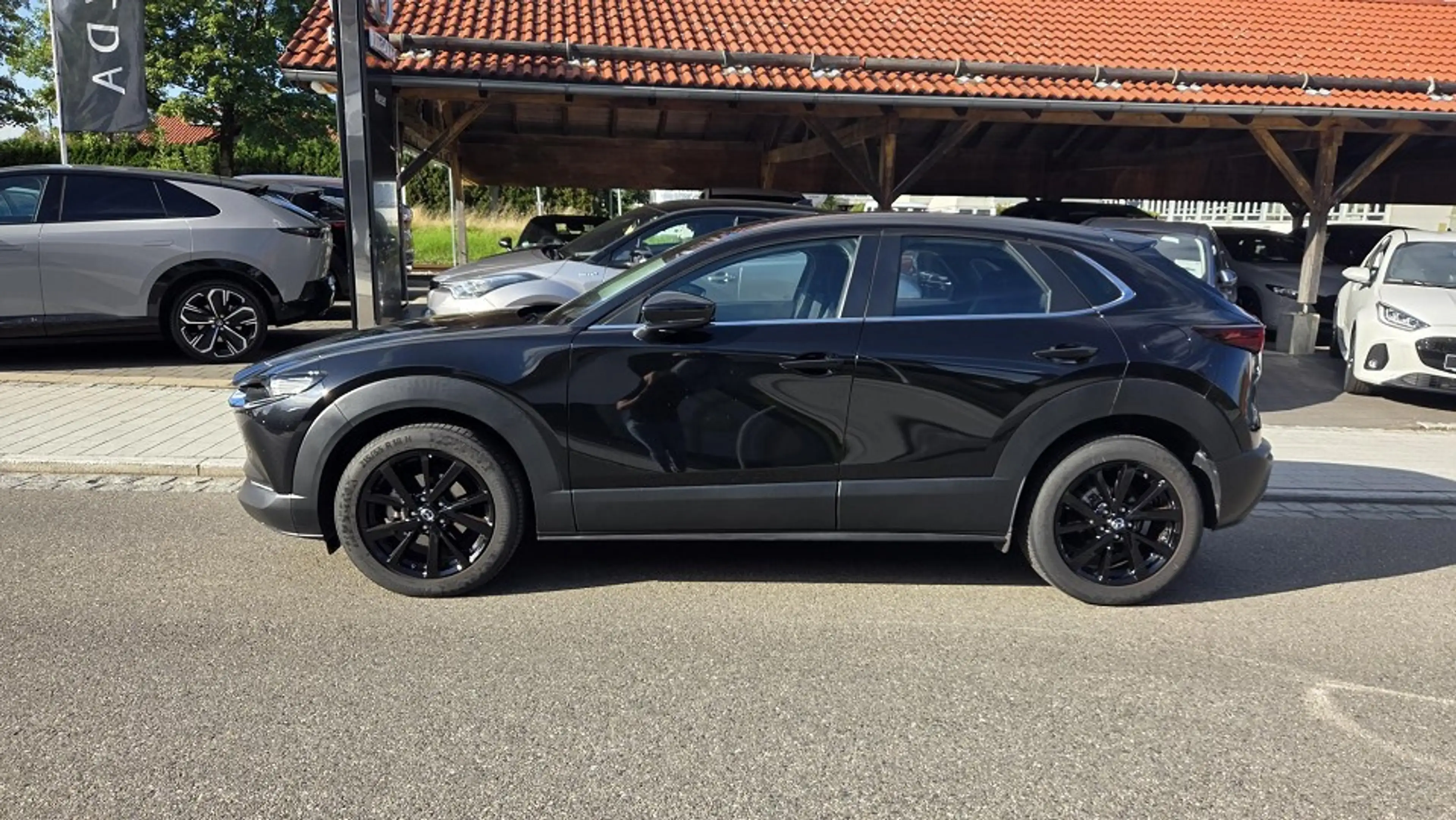 Mazda CX-30 als Seclection, 8-Fach Bereift Herstellergarantie — photo 4
