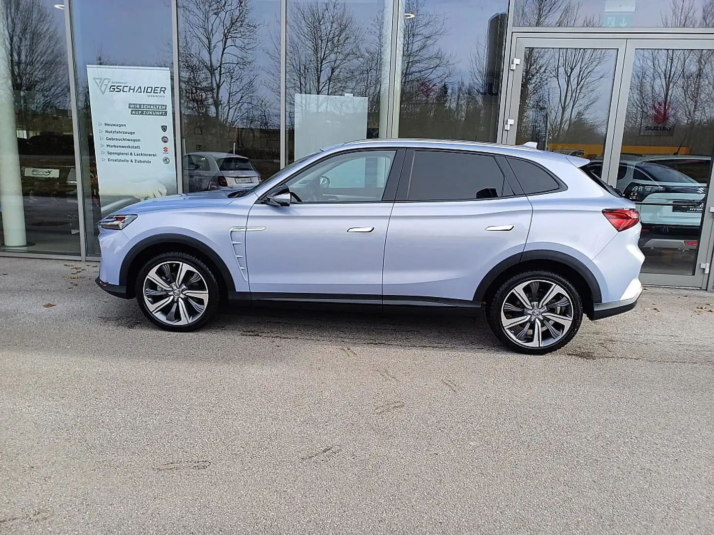 MG Marvel R Electric 70 kWh Performance inkl. AHK u. Winter... Blauw - 2