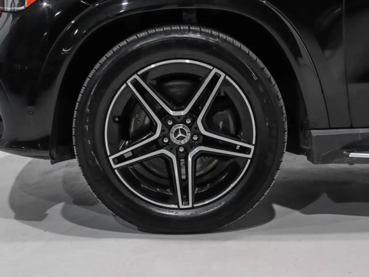 Mercedes-Benz GLE снимка Mercedes-Benz GLE