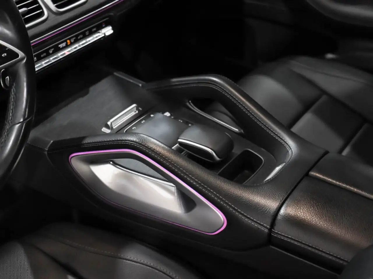 Mercedes-Benz GLE снимка Mercedes-Benz GLE