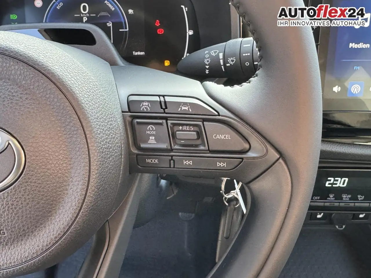 Toyota Aygo X Comfort 1,5 Hybrid CVT 85 ACC 17 Zoll Alu Klima... 16