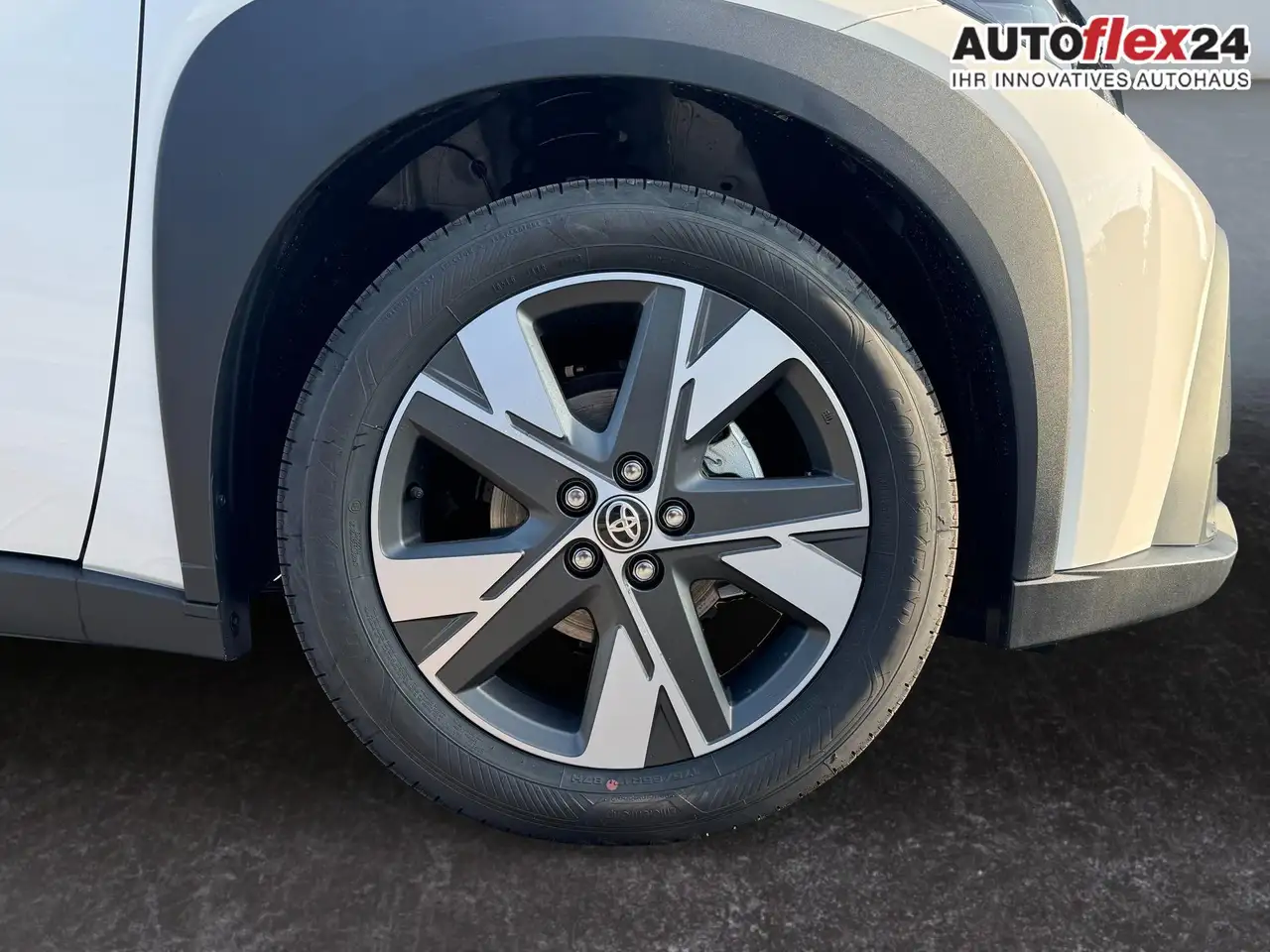 Toyota Aygo X Comfort 1,5 Hybrid CVT 85 ACC 17 Zoll Alu Klima... 9