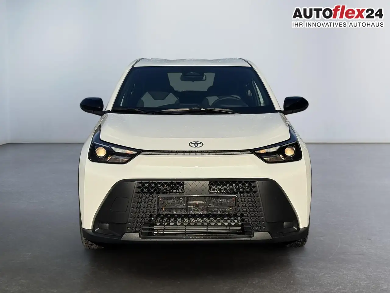 Toyota Aygo X Comfort 1,5 Hybrid CVT 85 ACC 17 Zoll Alu Klima... 3