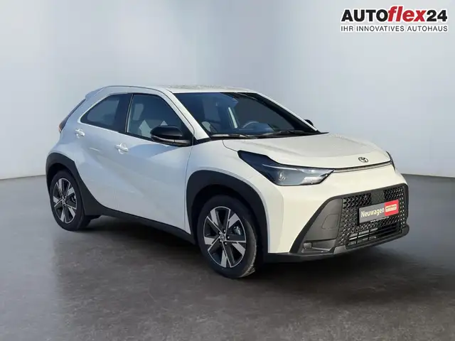Toyota Aygo X Comfort 1,5 Hybrid CVT 85 ACC 17 Zoll Alu Klima...