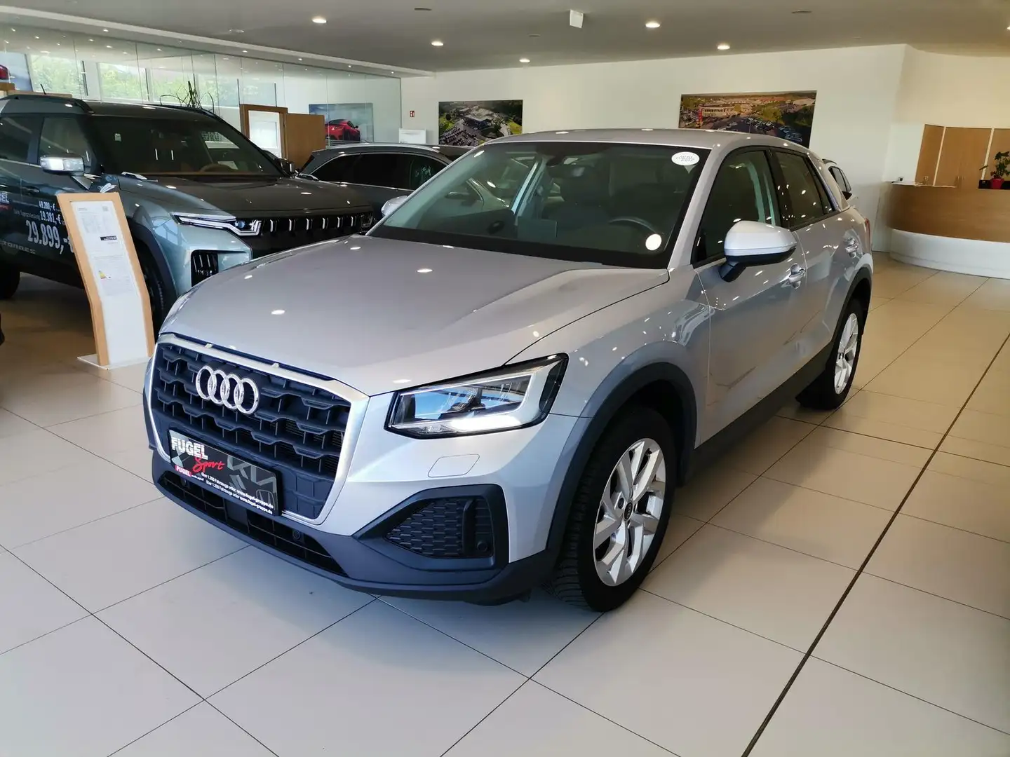 Audi Q2 1.0 TFSI 30 ACC|LED|Navi|SHZ Zilver - 2