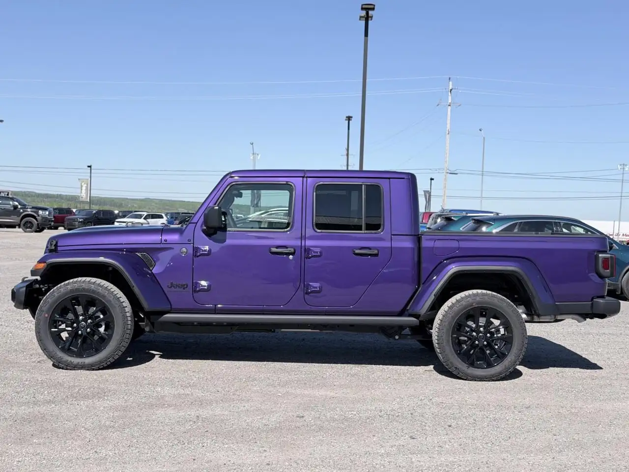 Jeep Gladiator снимка Jeep Gladiator
