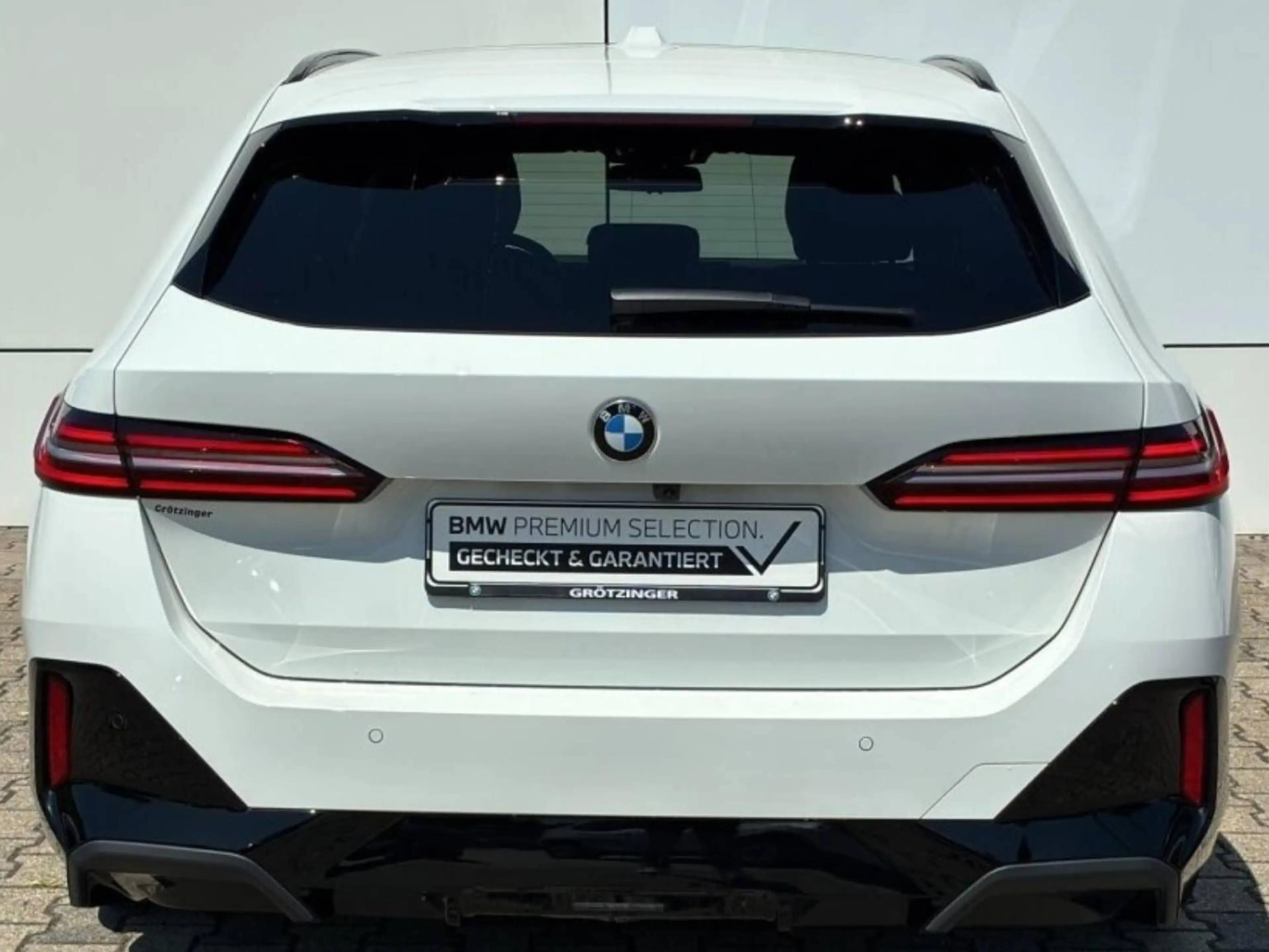 BMW 520 520 d M Sport — photo 4