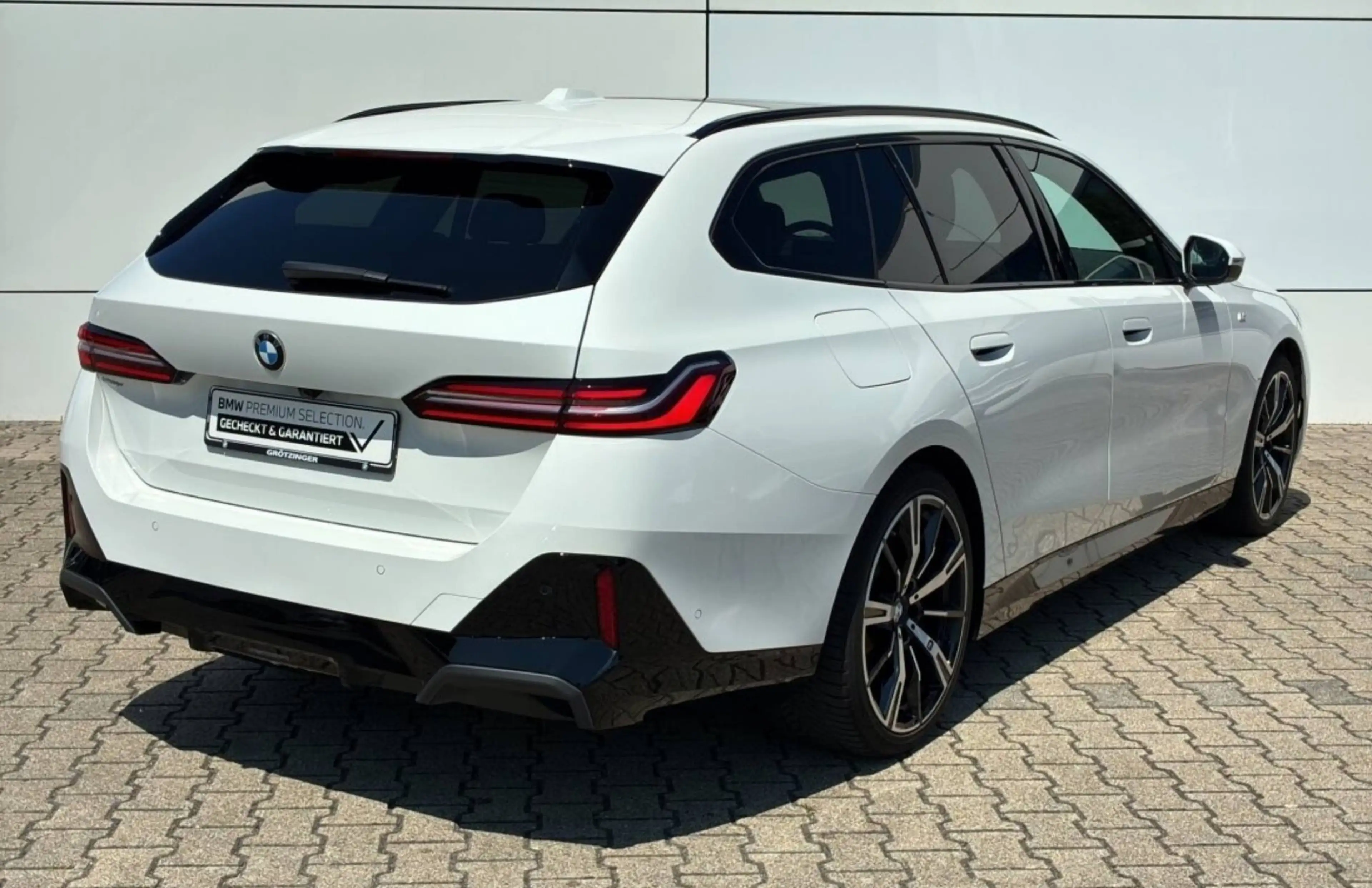 BMW 520 520 d M Sport — photo 3