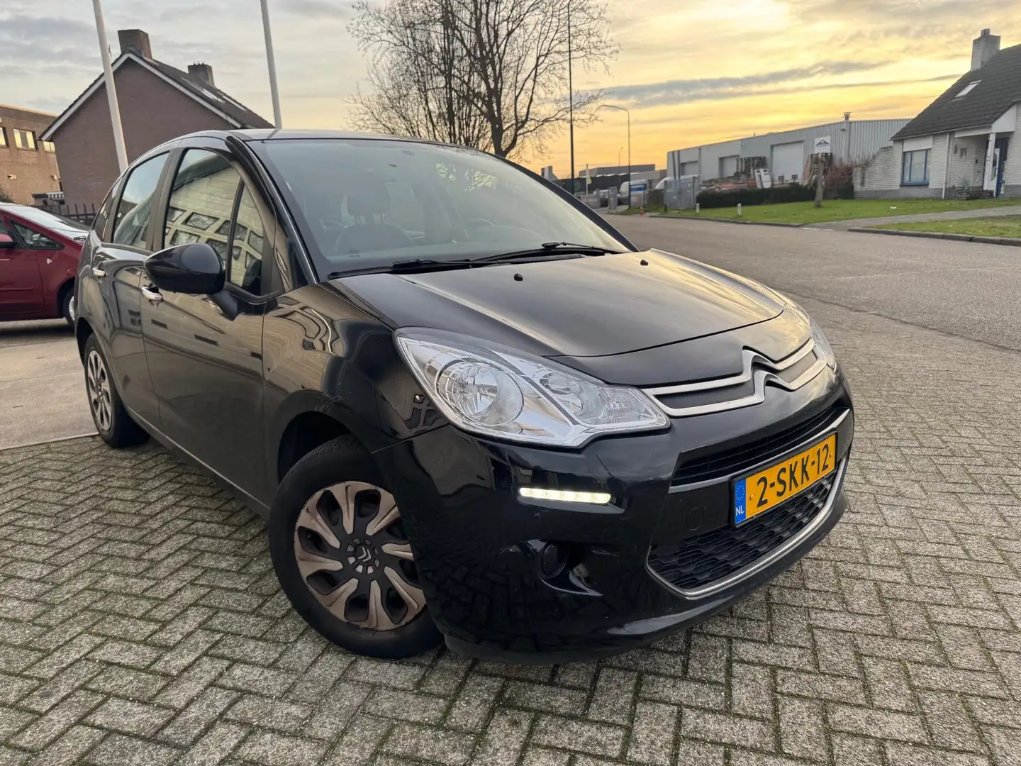 Citroen C3 1.0 VTi Tendance Airco, Trekhaak, Pdc Schwarz - 2