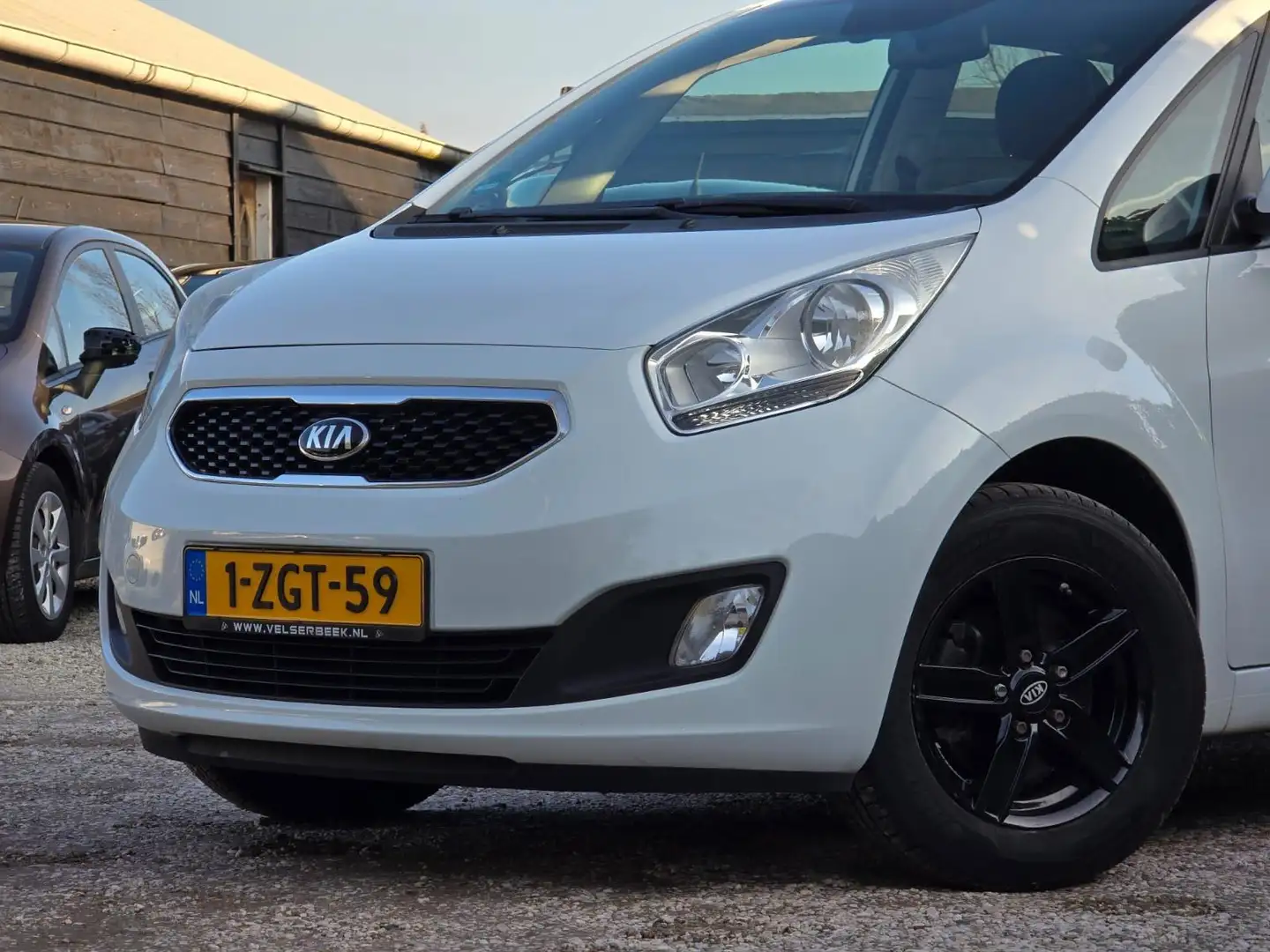 Kia Venga 1.4 CVVT Vibe Panoramadak/Lmv/Navigatie Wit - 2