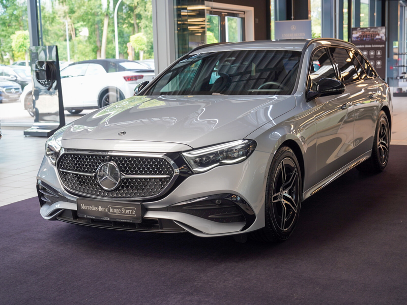 Mercedes-Benz E 220 E 220 d T AMG Line Night DIGITAL LIGHT 360° AHK — photo 8
