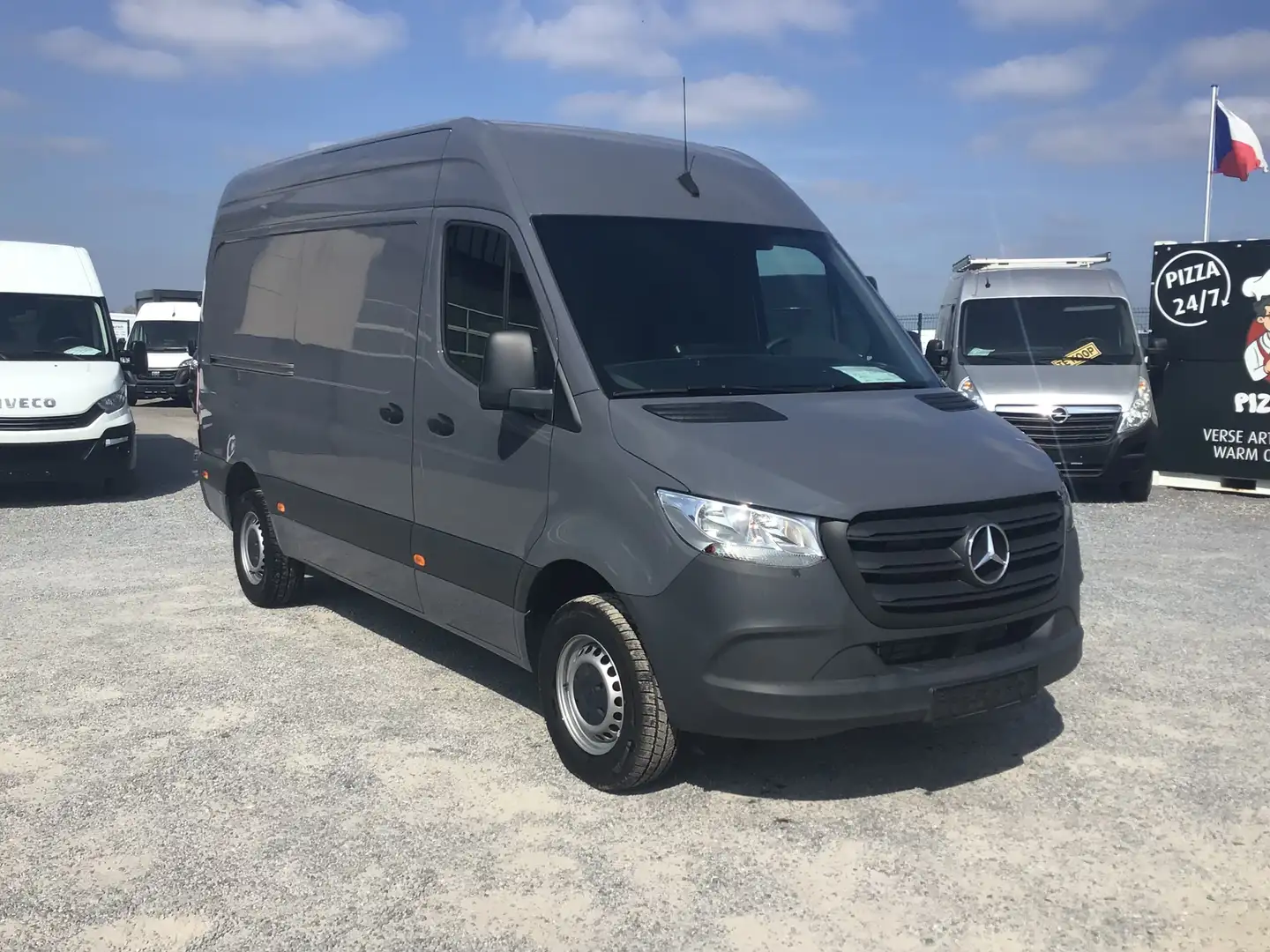 Mercedes-Benz Sprinter l2h2 317cdi 2023 10km full/option 39950e ex Gris - 1