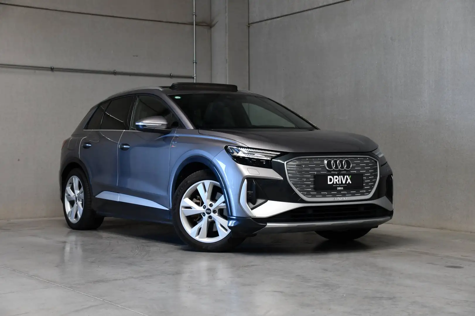 AUDI Q4